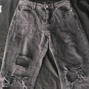 Kendall & Kylie mom jeans